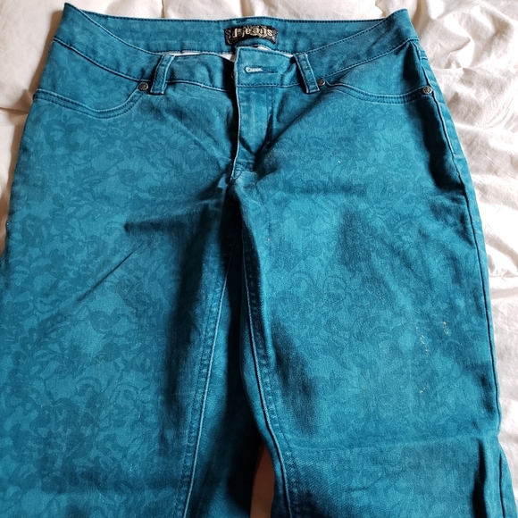 Patterned jeans - Picture 2 of 3